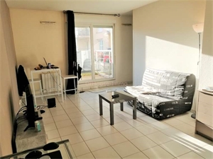 appartement recent à la vente -   53000  LAVAL, surface 30 m2 vente appartement recent - UBI369930496